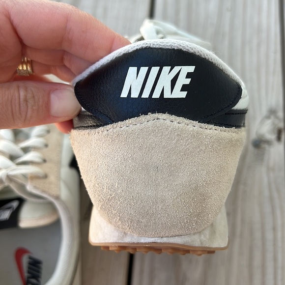 Light Blue / Navy Nike Sneakers size 10 (women’s) - Picture 16 of 16